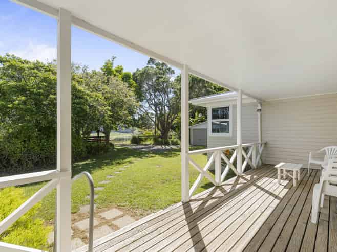 79 Marsh Road, Wharehine