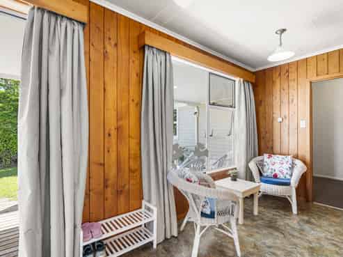 79 Marsh Road, Wharehine