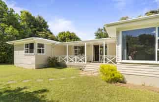 79 Marsh Road, Wharehine