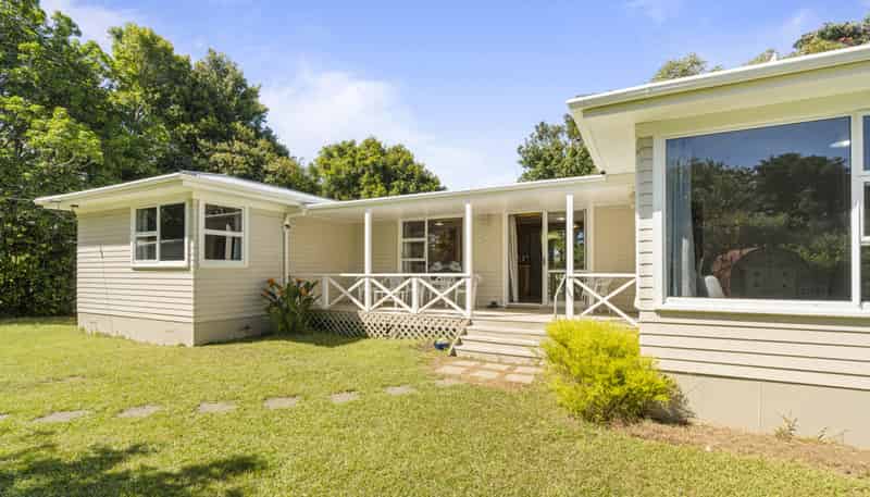 79 Marsh Road, Wharehine