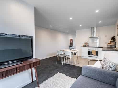 15 Paisley Street, Kew