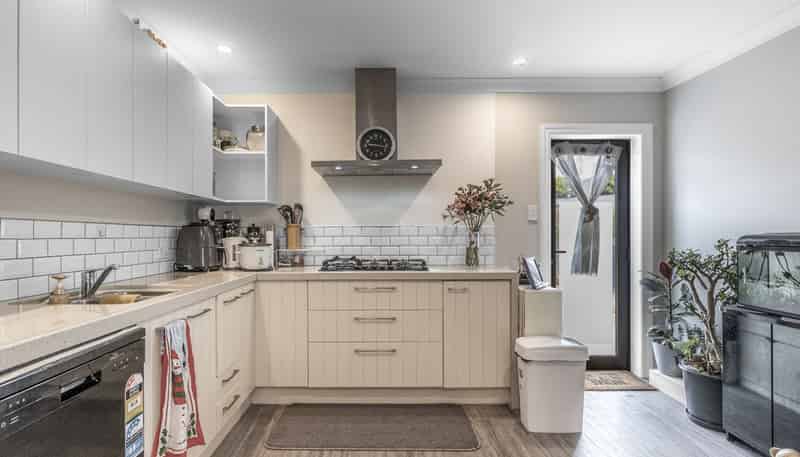 15 Paisley Street, KEW