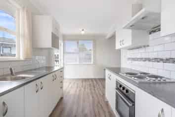 38 West View Crescent, Onerahi