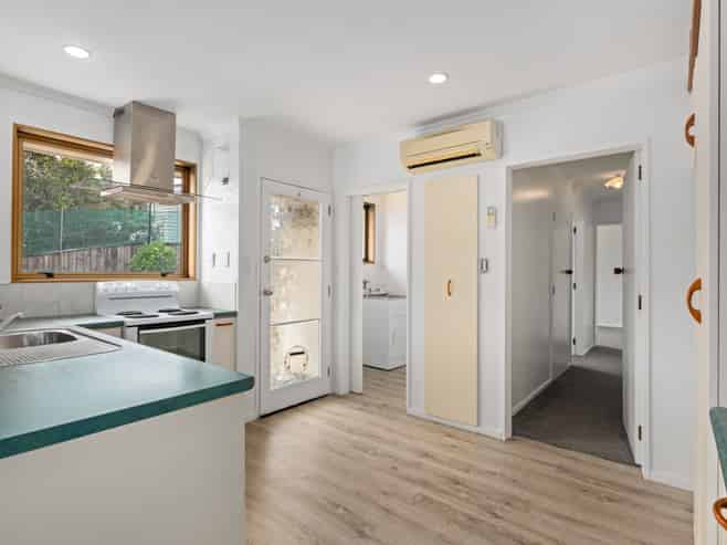 1a/2 Leicester Street , Picton