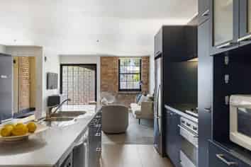 GB/38 Douglas Street, Ponsonby