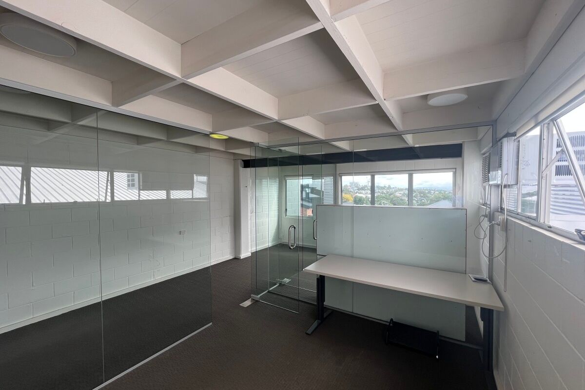 Tidy Grey Lynn Office - View 4