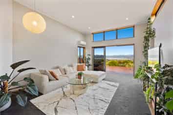 29 Austen Ward Heights, Enner Glynn