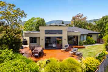 29 Austen Ward Heights, Enner Glynn