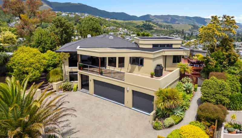 29 Austen Ward Heights, Enner Glynn