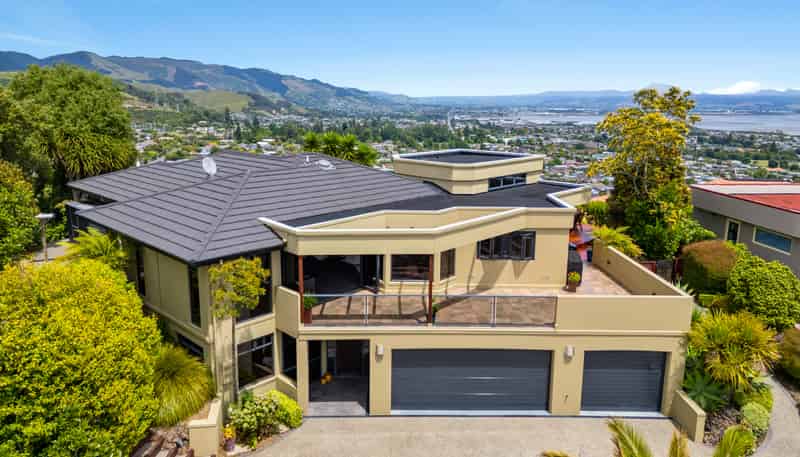 29 Austen Ward Heights, Enner Glynn