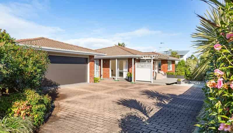 2/38 East Coast Road, Milford