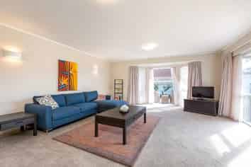 2/38 East Coast Road, Milford