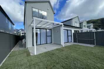 18 Koreke Close, Porirua