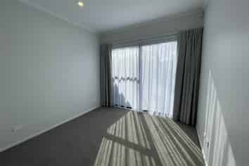 18 Koreke Close, Porirua