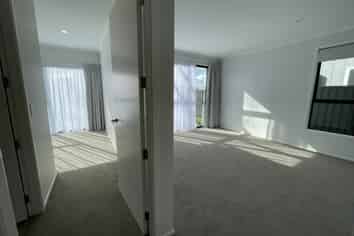 18 Koreke Close, Porirua