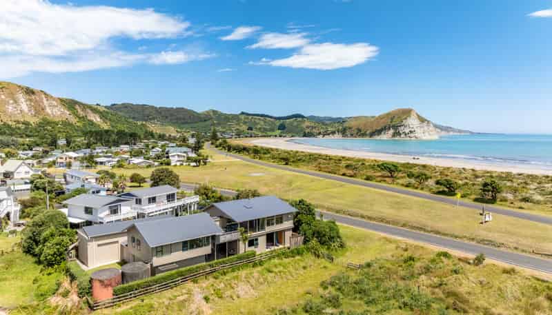 401 Ormond Drive, Mahia