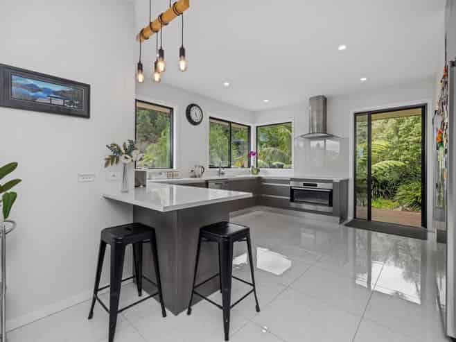 6 Stoney Brook Lane, Kerikeri