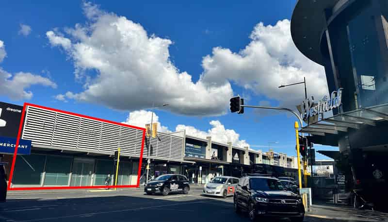 298-300 Broadway, Newmarket