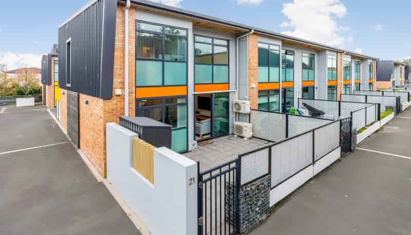 21/182 Flat Bush School Road, Flat Bush