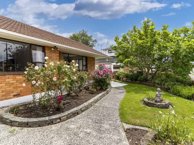 2A Montrose Street, Mosgiel