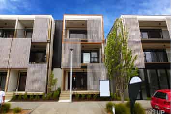 9/165 Hobsonville Point Road, Hobsonville