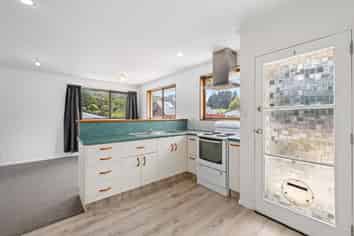 1a/2 Leicester Street , Picton