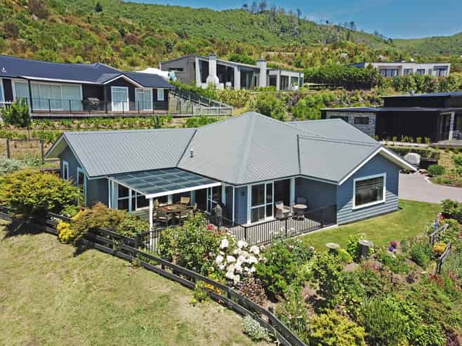 40 Kittyhawk Drive, Kinloch