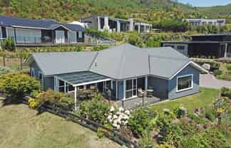 40 Kittyhawk Drive, Kinloch