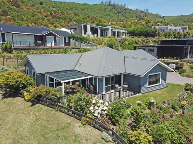 40 Kittyhawk Drive, Kinloch