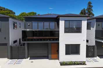 5B Cheryl Place, Hillcrest