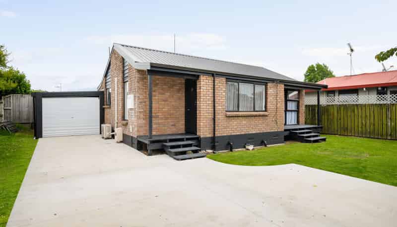 120A Clarkin Road, Fairfield