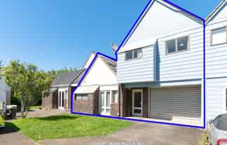 2/180 Green Lane West, Greenlane