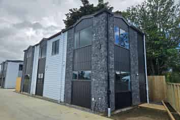 2 Woolfield Road, Papatoetoe