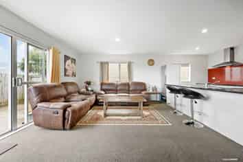 30 Popokatea Drive, Takanini