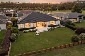 26 North Bay Road, Pyes Pa