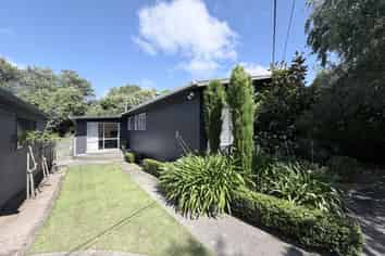 30 Parrs Road, Bunnythorpe