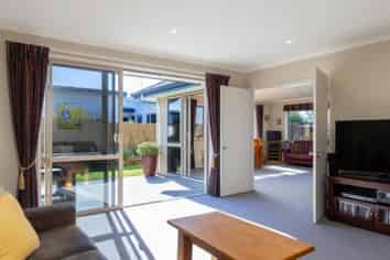 21 Hilton Place, Burleigh