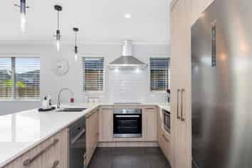 48 Hills View Drive, Papamoa