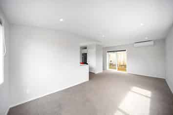 3A Hillview Crescent, Paparangi