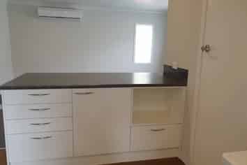 2/16 Cambridge Road, Manurewa