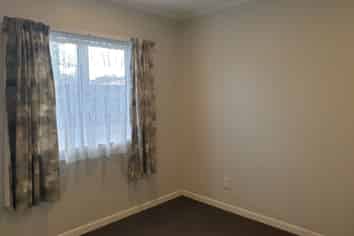 2/16 Cambridge Road, Manurewa