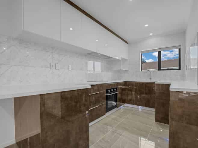 25C Leaver Place, Weymouth