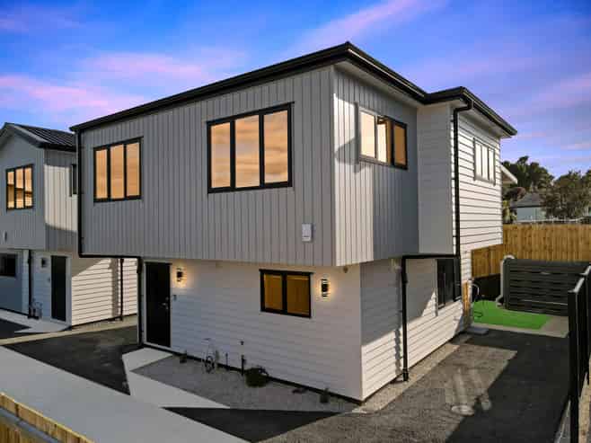 25C Leaver Place, Weymouth