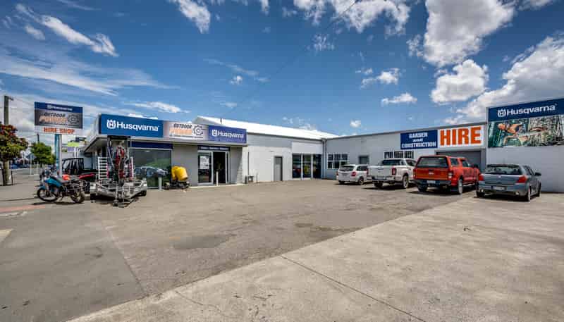 812-814 Karamu Road North, Hastings