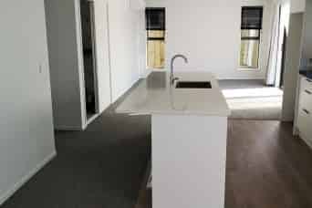 19 Jacks Landing Drive, Hamilton Lake