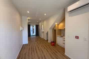 6/1 Kaponga Crescent, New Lynn