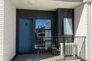 6/1 Kaponga Crescent, New Lynn