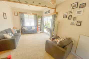 11,13 Birch Street, Tuatapere