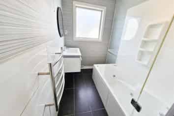 329 Racecourse road , Hargest