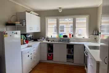 24 Mabey Road, Avalon